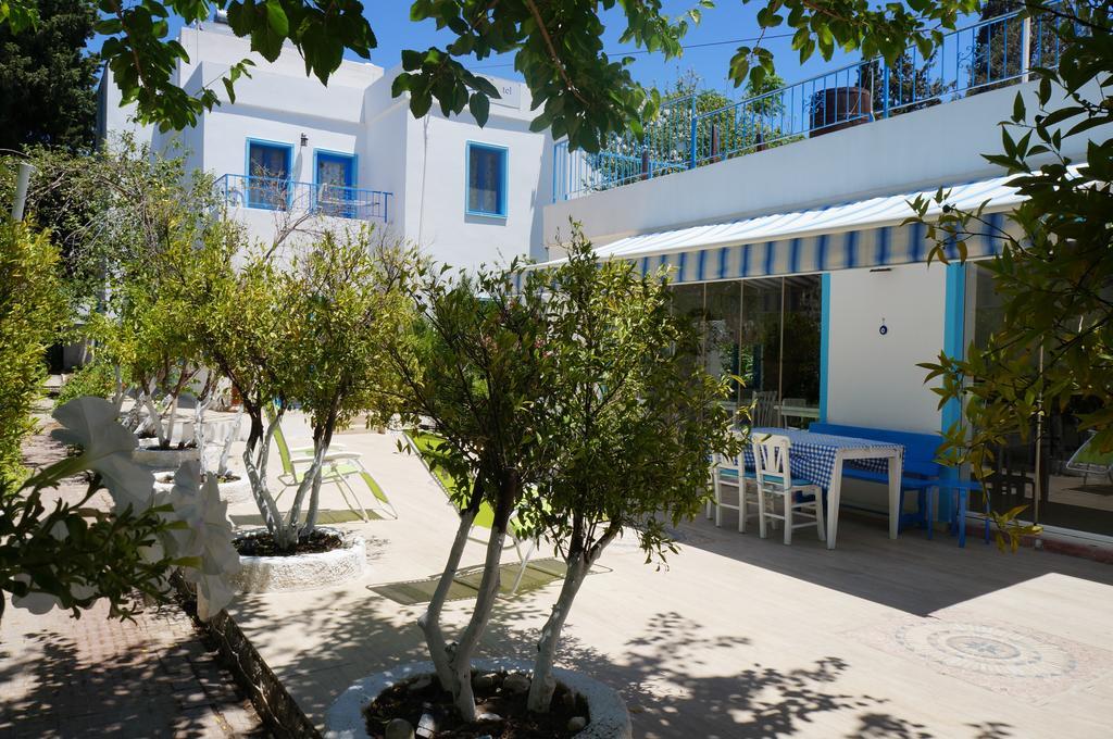 Esmana Hotel Bitez Exterior foto